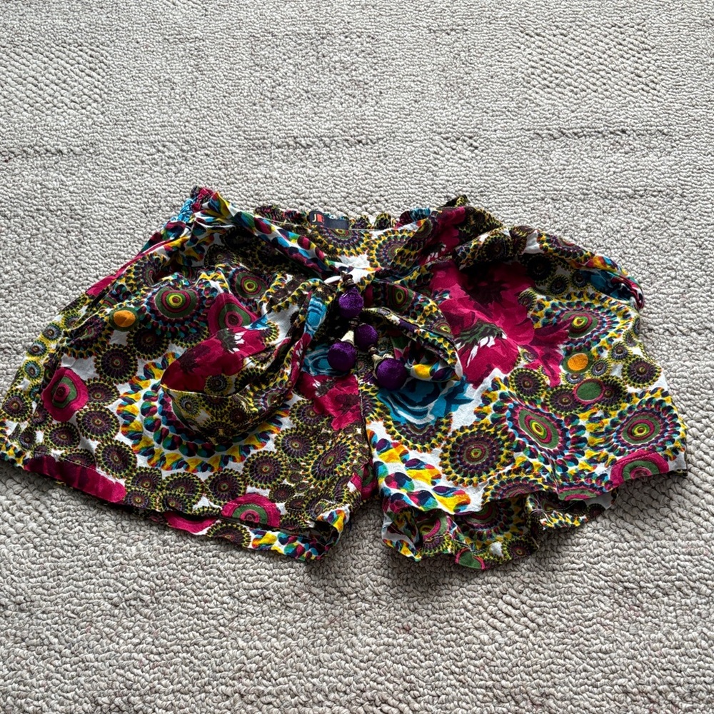 Multicolor Printed Women’s Shorts with Pom Tie